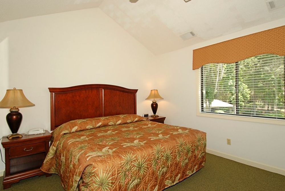 Southwind II At Shipyard By Hilton Head Accommodations Hilton Head Island Room photo